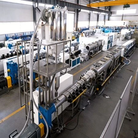 Línea de extrusión de tubos con núcleo bobinado de ABS/PP